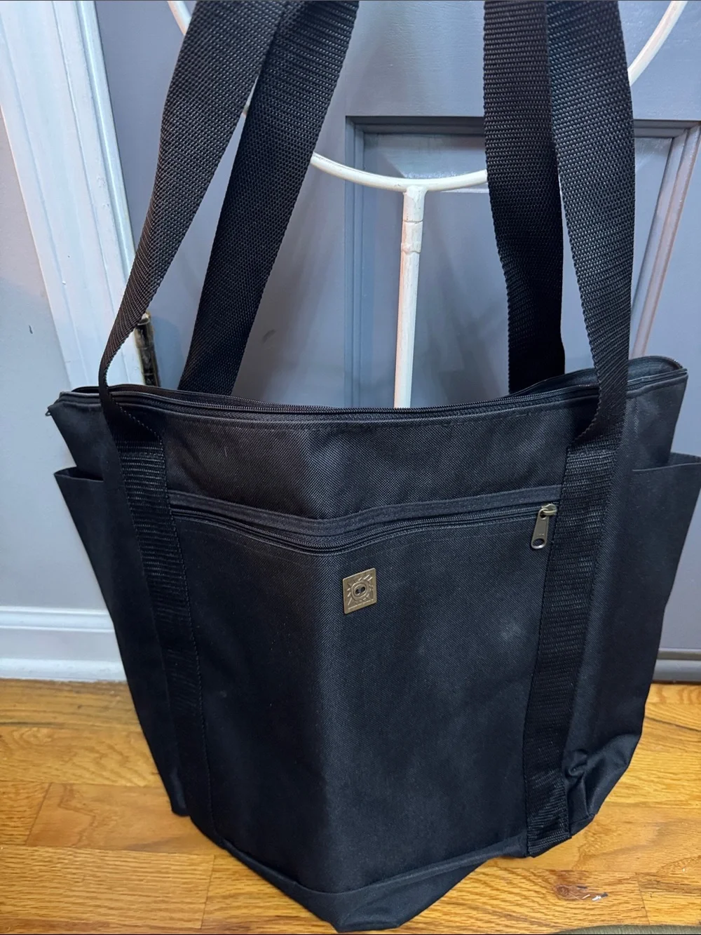 Classic Black Laptop Tote Bag with Front Zip Pocket